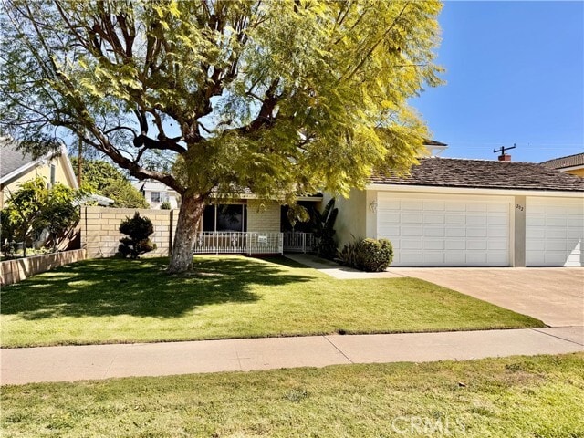 Building Photo - 202 S Barbara Way