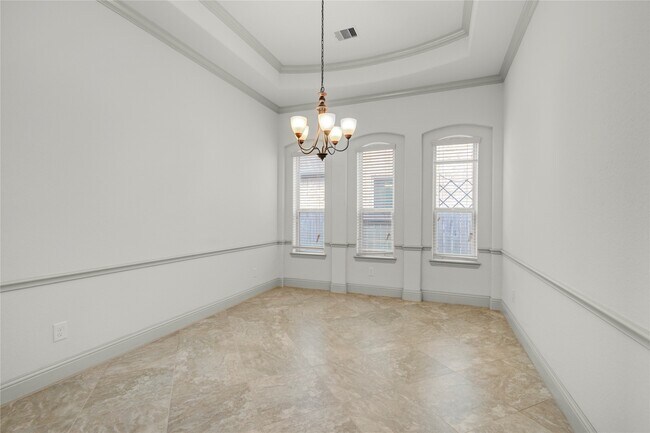 Building Photo - 1644 Longwood Glen Ln