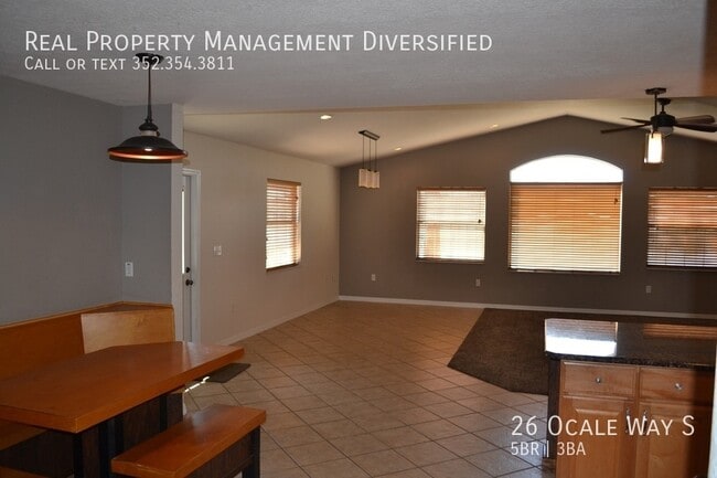 Building Photo - 26 Ocale Way S