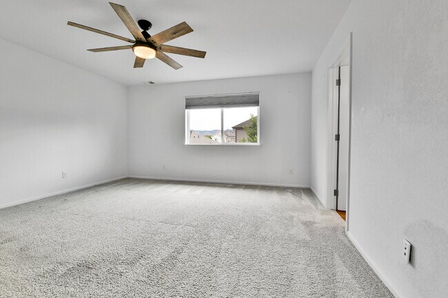 Building Photo - $4,600 - Spacious 5-Bed, 3.5 bath Home wit...