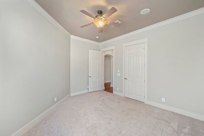 Building Photo - Gorgeous Regatta Bay 3 Bedroom Townhouse!