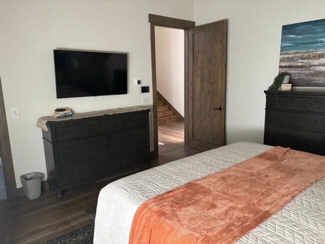 Building Photo - Winter Season Rental - The Estates in Incline Village, Nevada