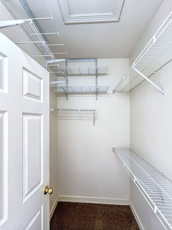 Building Photo - 116 31st Ave N