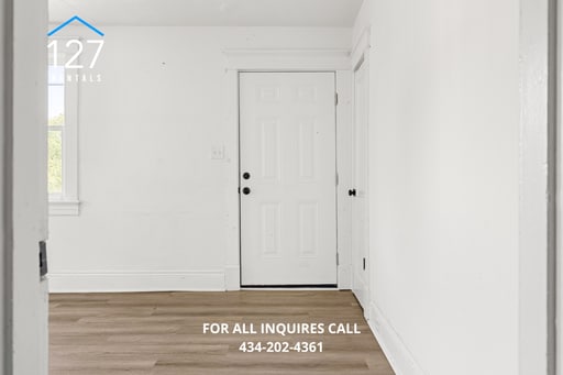 Building Photo - Comfortable 2-Bedroom Home with Central Air & Washer/Dryer Hookups