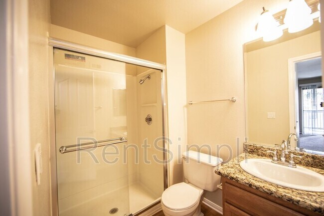 Building Photo - 15024 Avenida Venusto