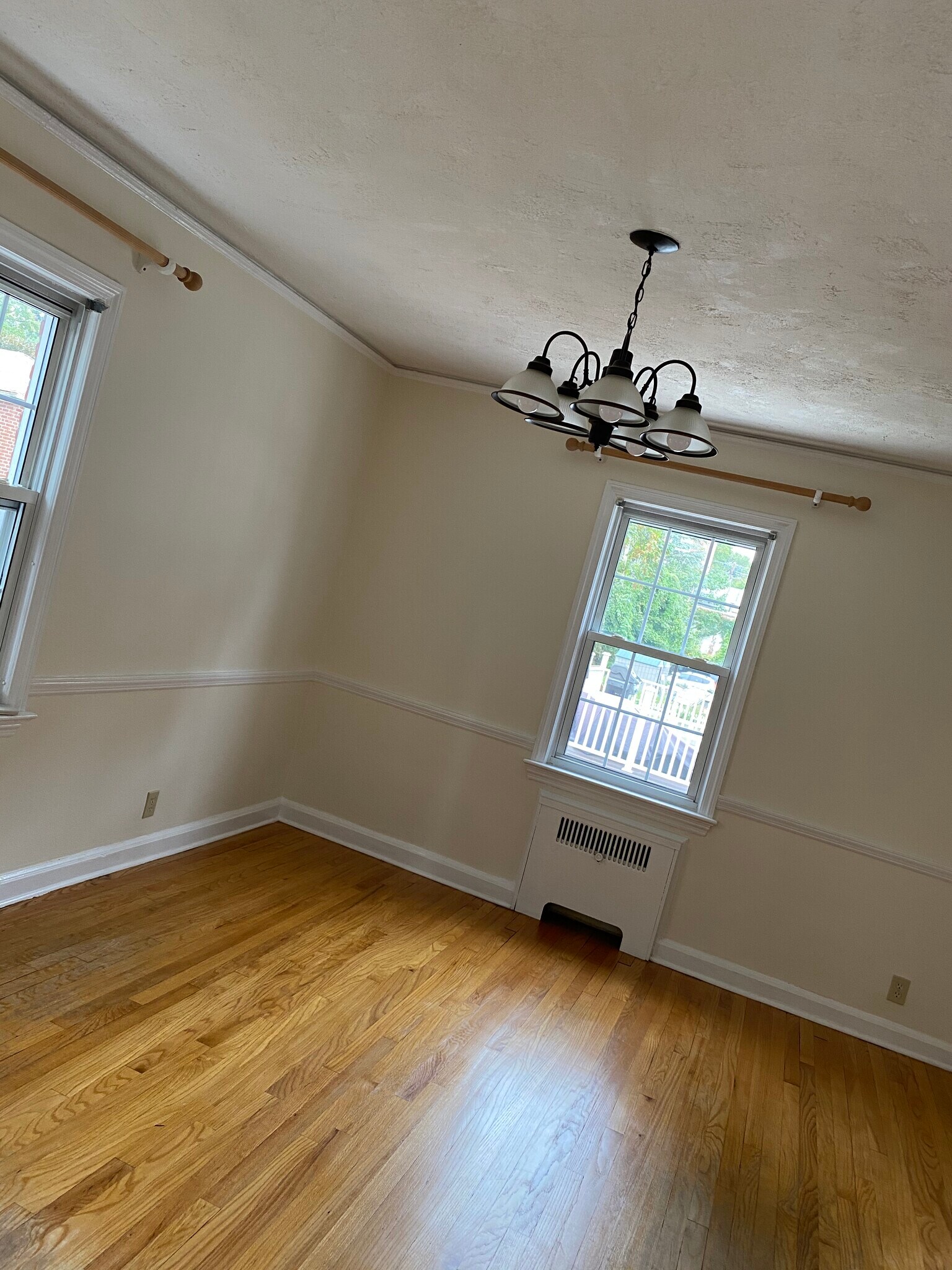 Building Photo - 44 Ellsworth Ave