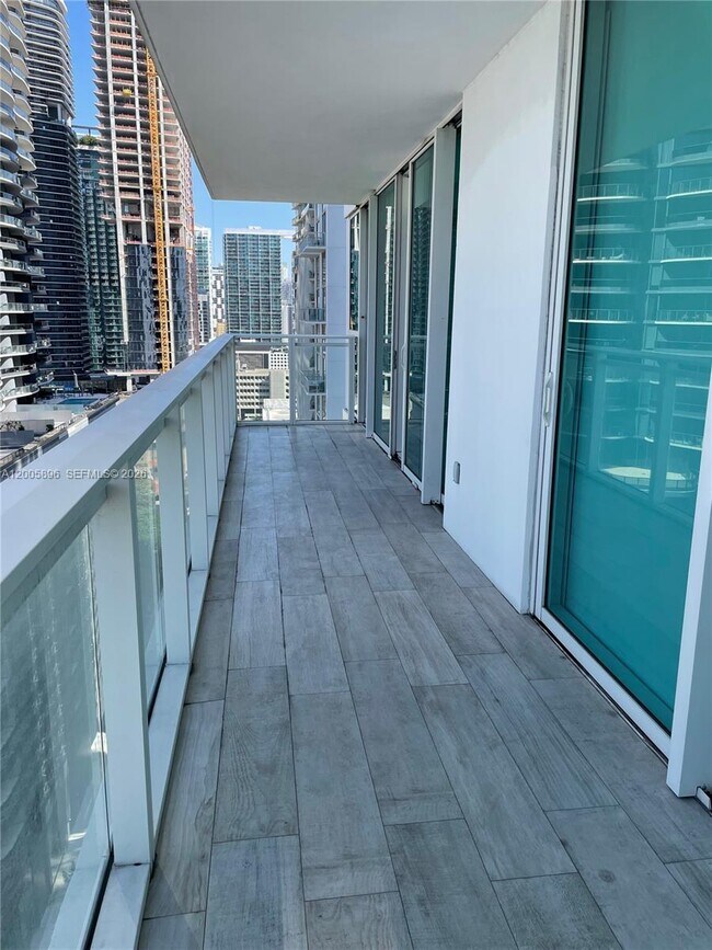 Building Photo - 1080 Brickell Ave