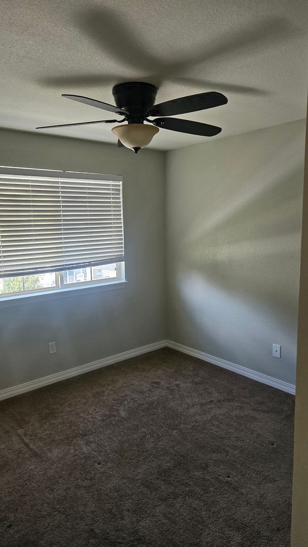 Building Photo - Cute 2 Bed Townhome in Southeast Fort Collins