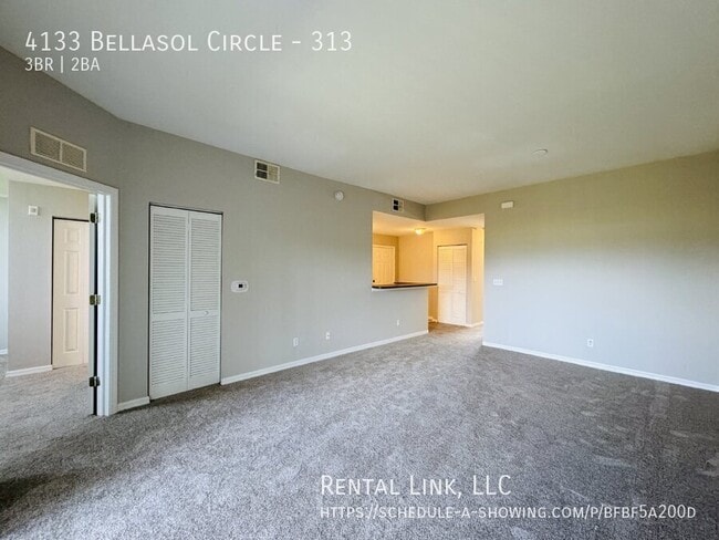 Building Photo - 4133 Bellasol Cir