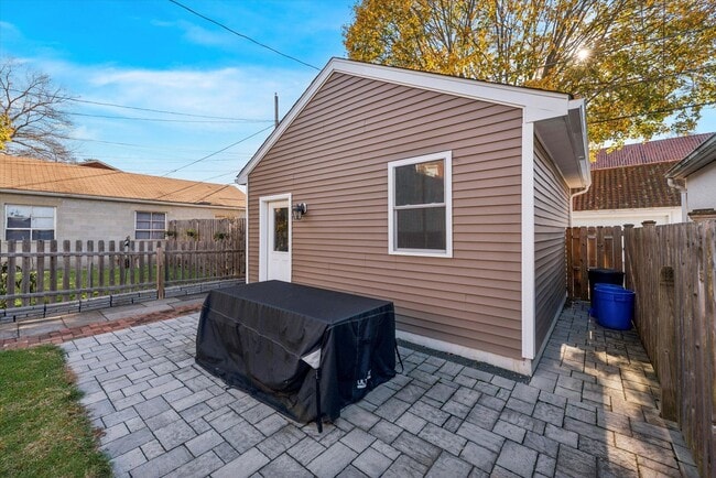 Building Photo - Available now! Charming Updated Twin in West Chester Borough — Walk to Everhart Park & Downtown!