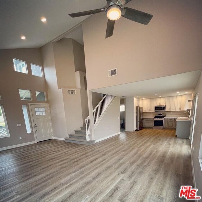 Building Photo - 30359 Savannah Oaks Dr