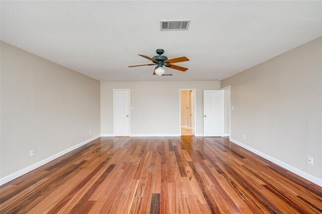 Building Photo - 11412 Kingsgate Dr