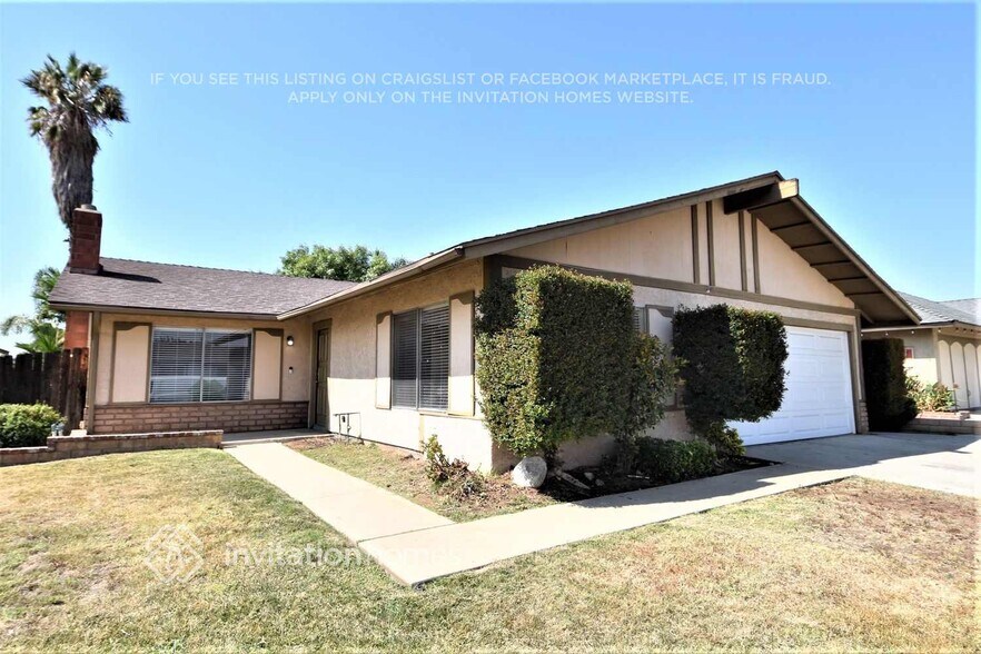 Building Photo - 12625 Softwind Dr