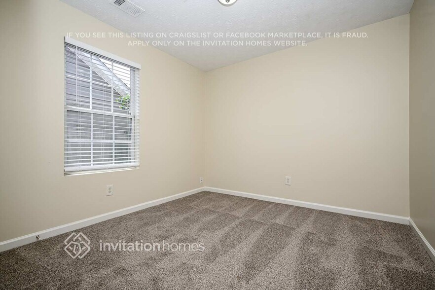 Building Photo - 4065 Mission Way