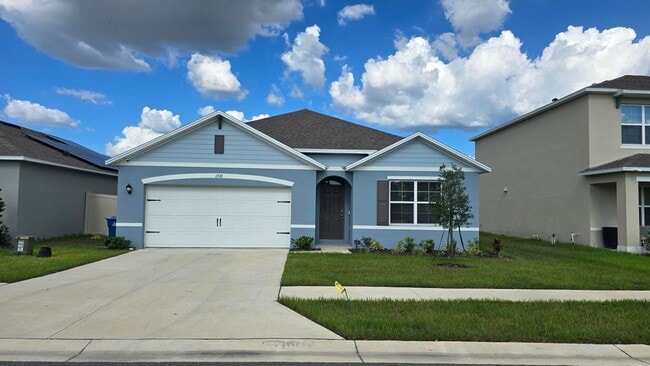 Primary Photo - Beautiful 4 Bedroom, 2 bath home is Availa...