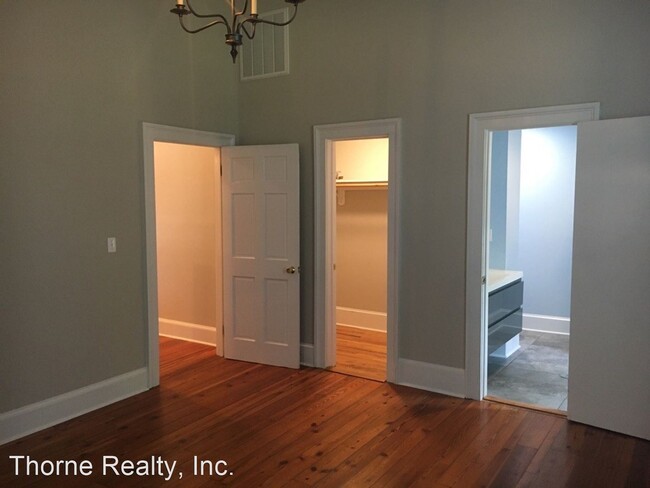Building Photo - 4 br, 3 bath House - 205 W Baker Street