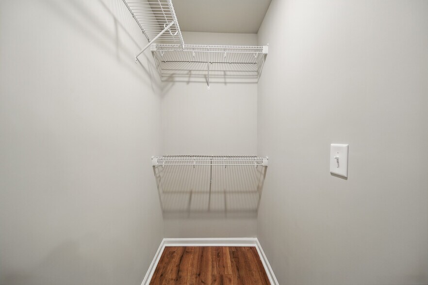 2nd bedroom walk in closet - 216 Legion Dr