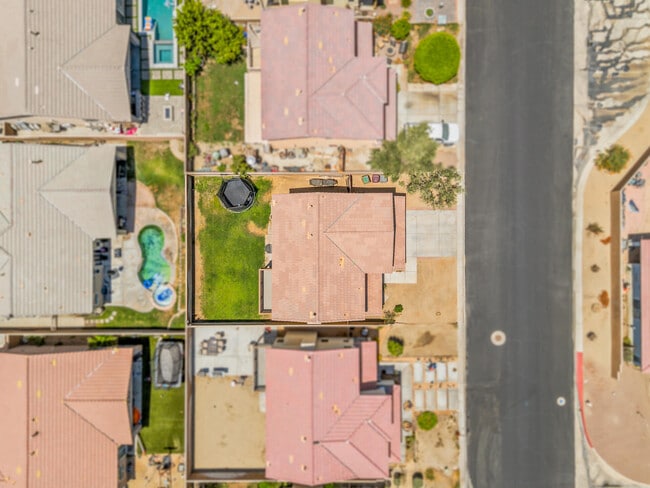 Building Photo - 81225 Avenida Garcia