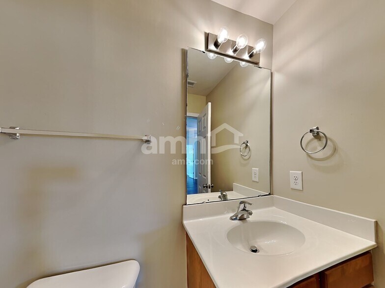 Building Photo - 8018 McKee Dr