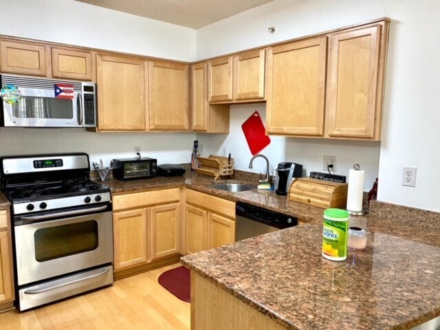 kitchen - 7915 Eastern Ave NW