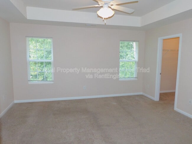 Building Photo - 4621 Chapel Ridge Dr