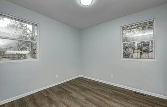Building Photo - 5366 Clarendon Rd