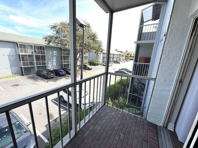 Building Photo - Waterside @ Crane's Roost 122-220 Waterfront Way - Waterside @ Crane's Roost 122-220 Waterfront Way