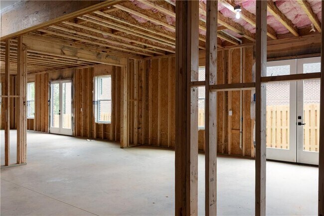 Building Photo - 405 Thunder Rd