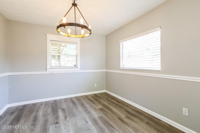 Building Photo - 2867 Holly Bay Rd