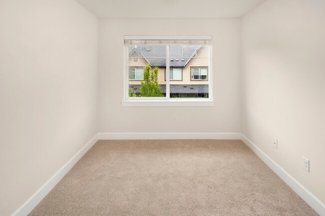 Building Photo - 1363 Chelsea Walk NE