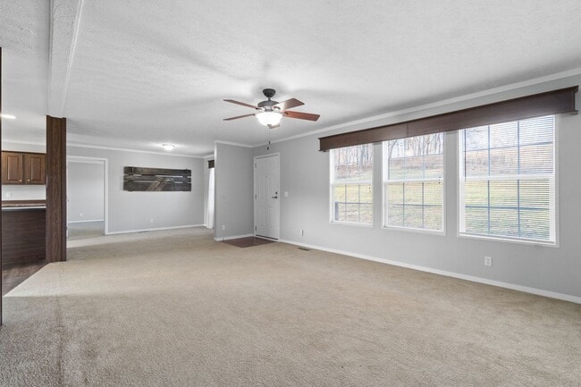 Building Photo - Pet Friendly Three Bedroom on Five Acres!