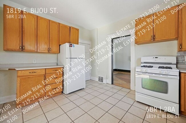 Building Photo - 1819 E Bijou St