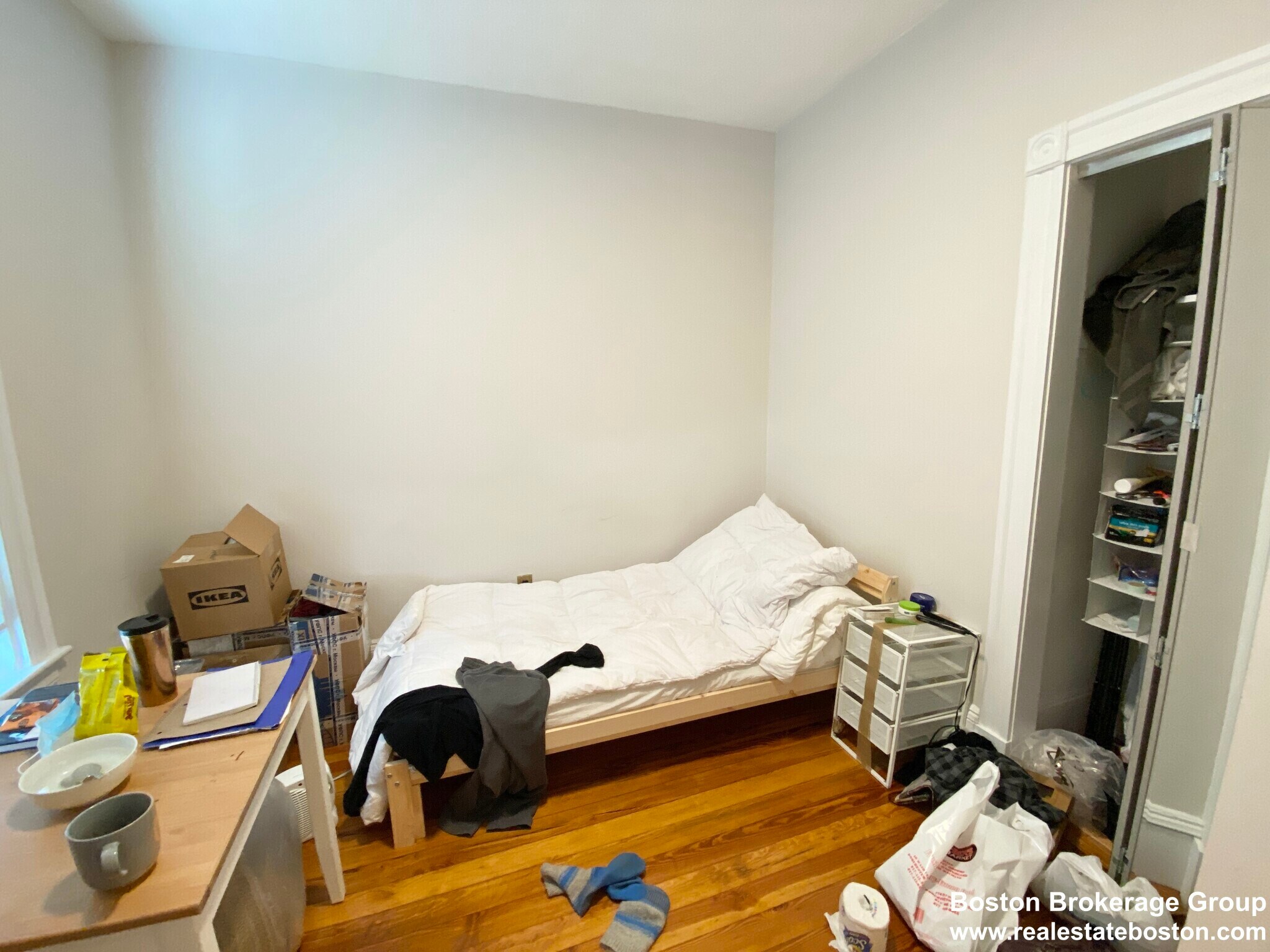 Building Photo - 108 Buttonwood St