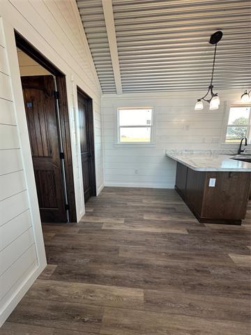 Building Photo - 122 Hcr 4105