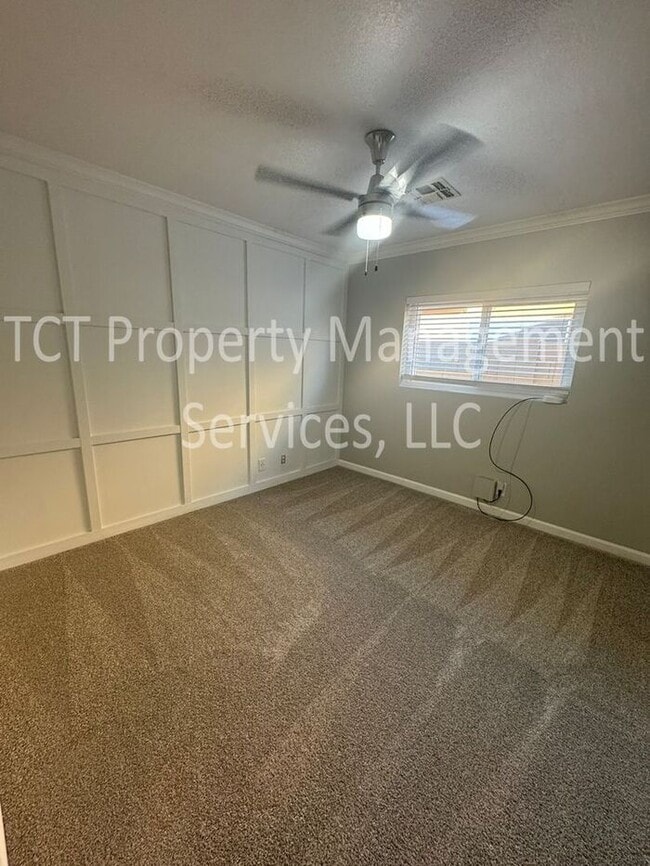 Building Photo - Tastefully Updated Home in Great Chandler Location