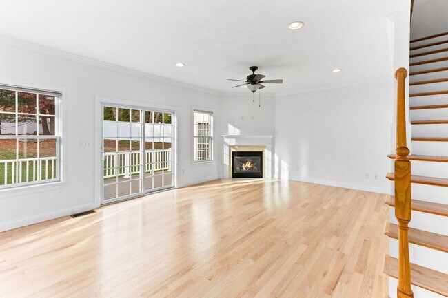 Building Photo - 5 Neff Dr