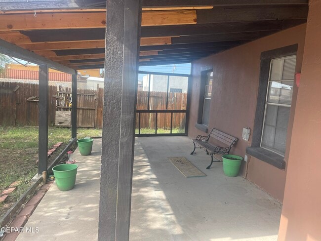 Building Photo - 7817 West Dr