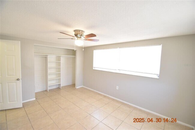 Building Photo - 3221 Topp Dr