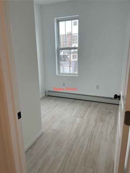 Building Photo - 6214 Durham Ave