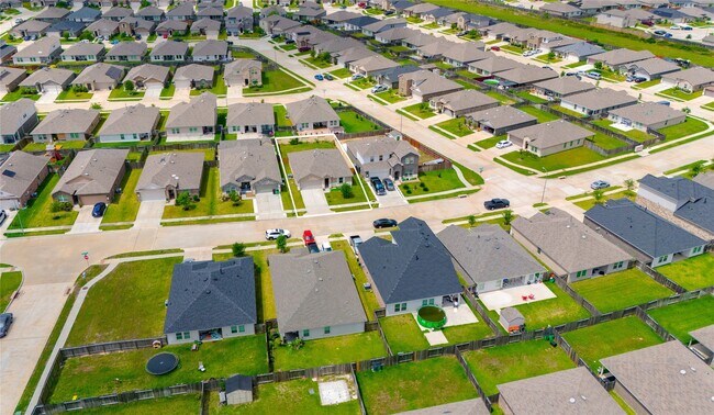 Building Photo - 5431 Tindarey Bluff Trail