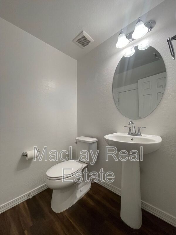 Building Photo - 1708 S 82nd Way