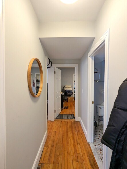 Building Photo - 383 Highland Ave