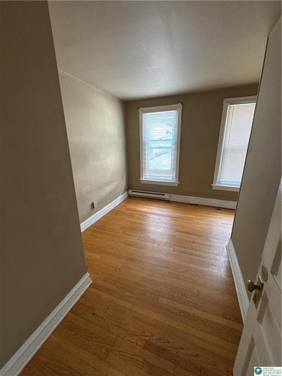 Building Photo - 922 W Court St