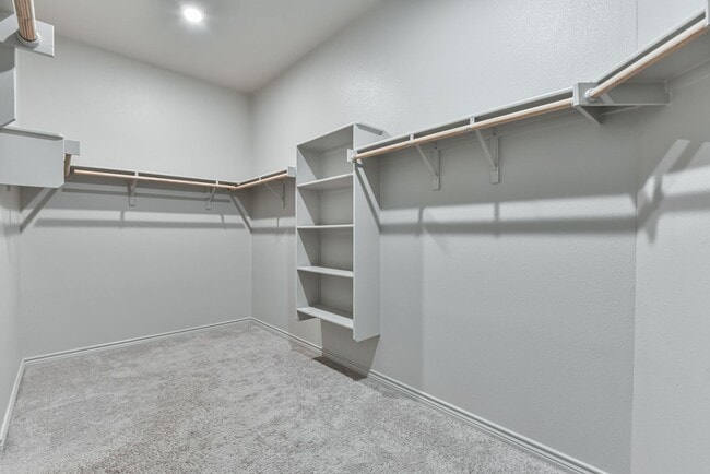 Building Photo - 7915 Gold Dr