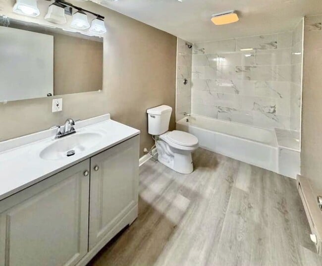 Building Photo - Prime location East Boston modern apartment on 1st floor next to T stop.