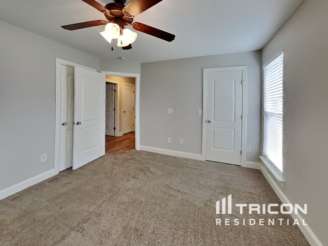 Building Photo - 1325 Allison Ct
