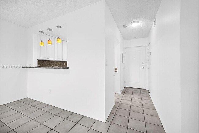 Building Photo - 7740 Camino Real
