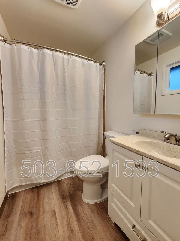 Building Photo - 1829 NE 23rd Ct