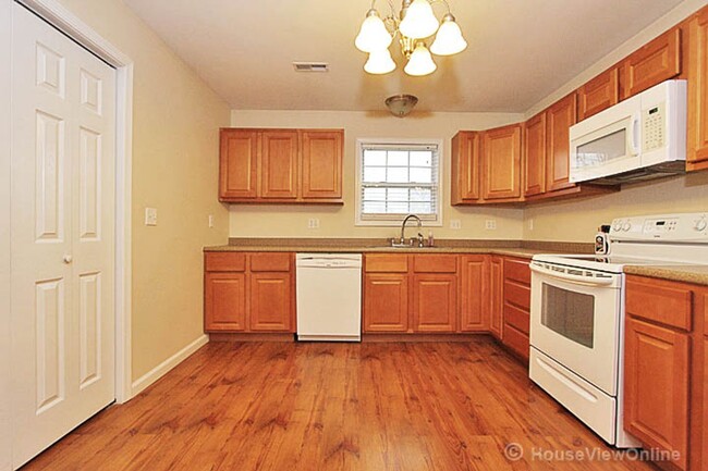 Building Photo - Winesap 2245/2247