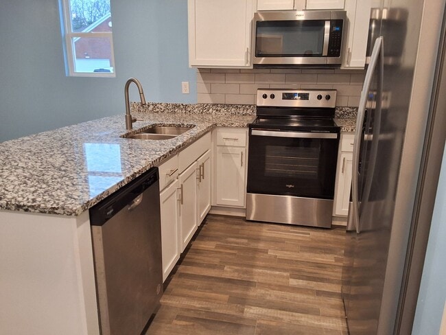 Building Photo - Cozy 3 Bed, 2 Bath House In Vine Grove, KY